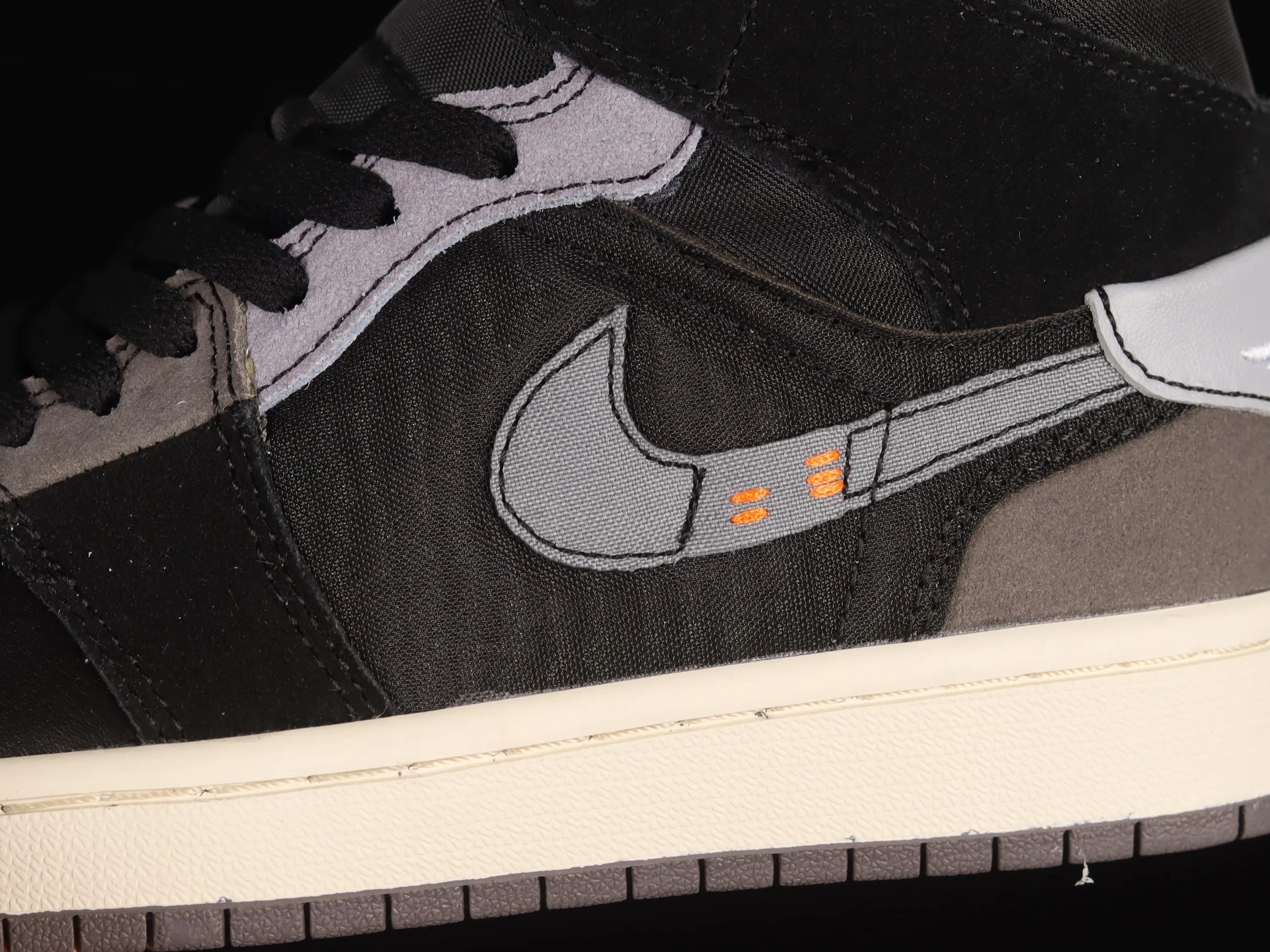 All categories Air Jordan Jordan series basketball shoes Air Jordan 1 Mid Air Jordan 1 Mid "Inside Out" AJ1 Joe 1 reverse black and gray China basketball shoes DM9652-001